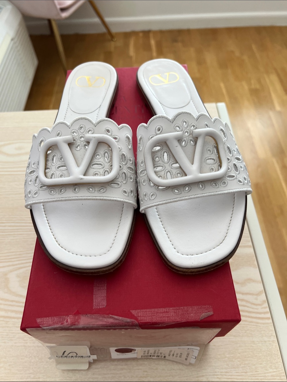 Valentino White Scalloped Logo Slide Mules